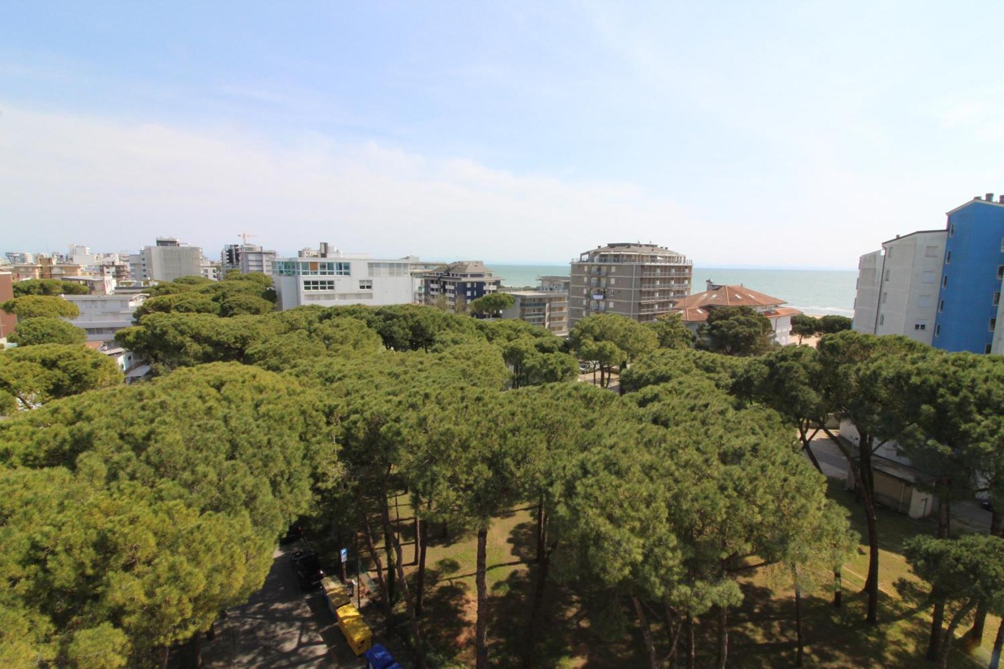 Appartamenti Luna Lignano Sabbiadoro Exterior photo